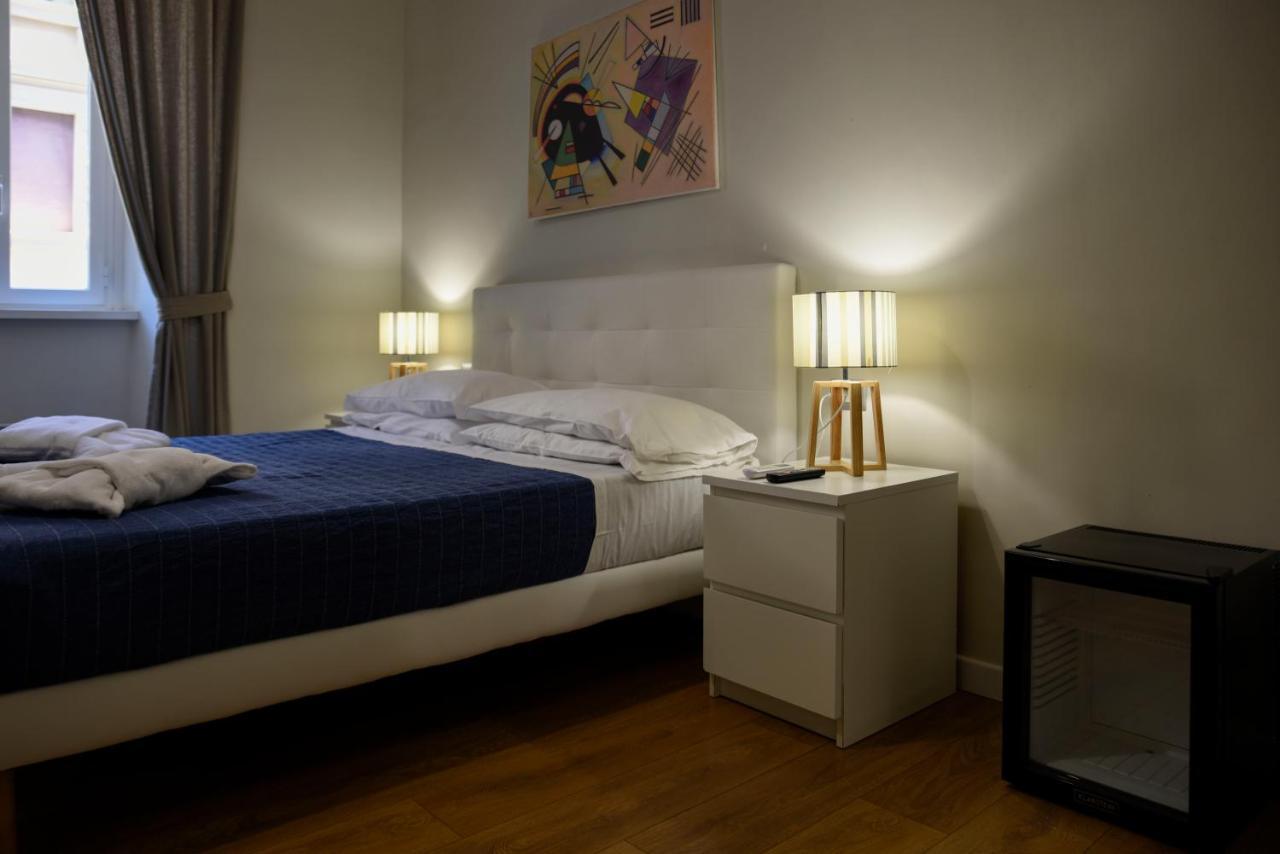 The Castle Inside Rome Hotel ภายนอก รูปภาพ