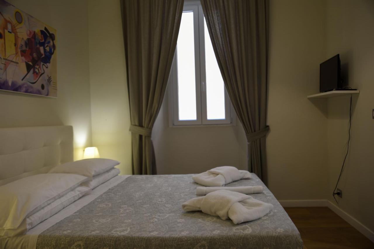 The Castle Inside Rome Hotel ภายนอก รูปภาพ