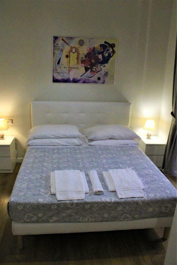 The Castle Inside Rome Hotel ภายนอก รูปภาพ