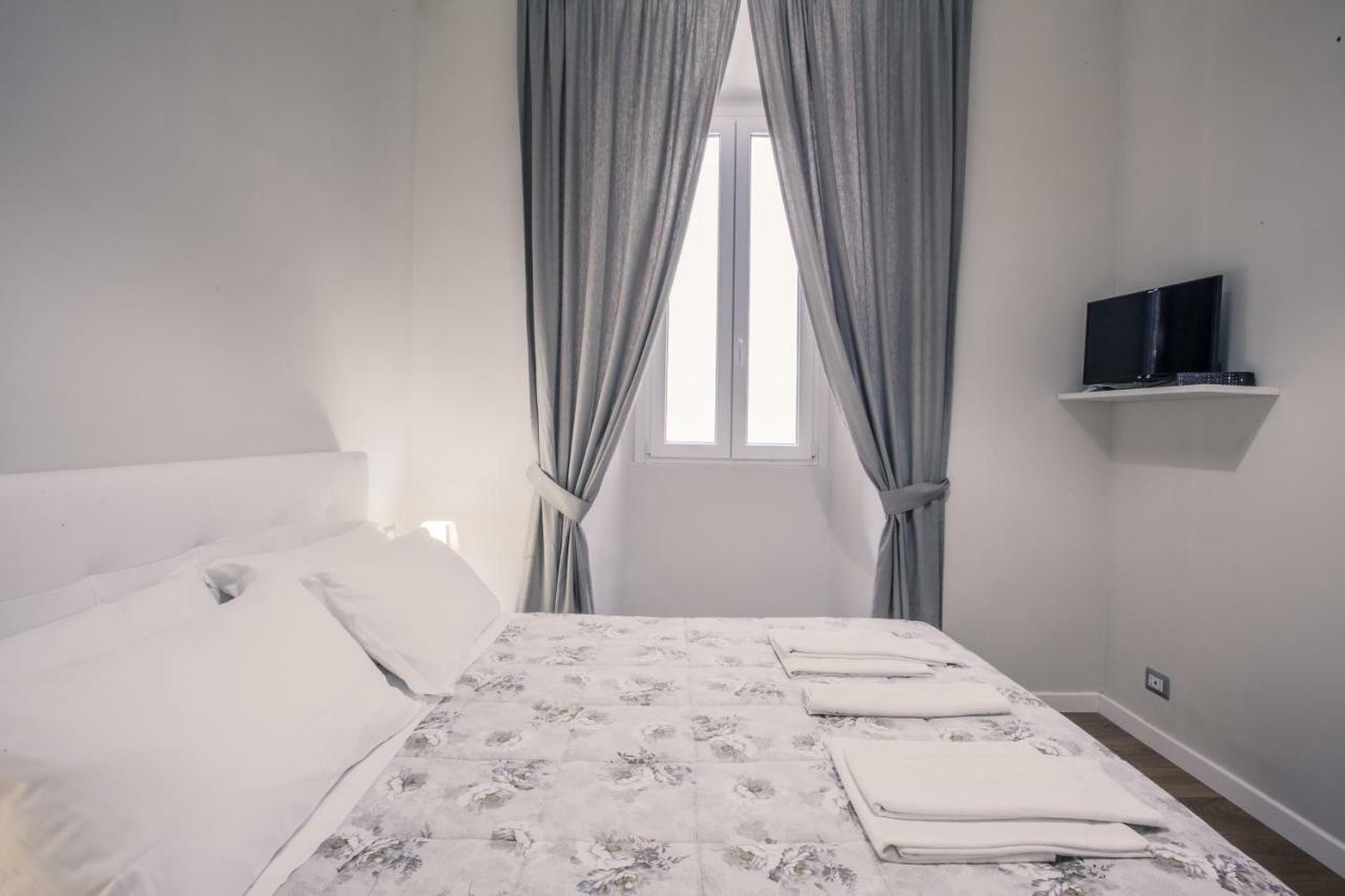 The Castle Inside Rome Hotel ภายนอก รูปภาพ