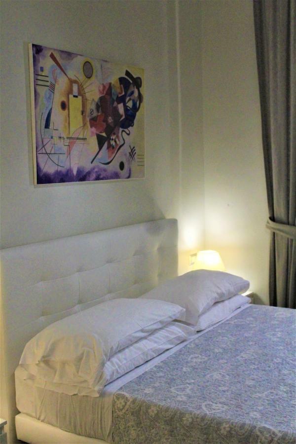 The Castle Inside Rome Hotel ภายนอก รูปภาพ
