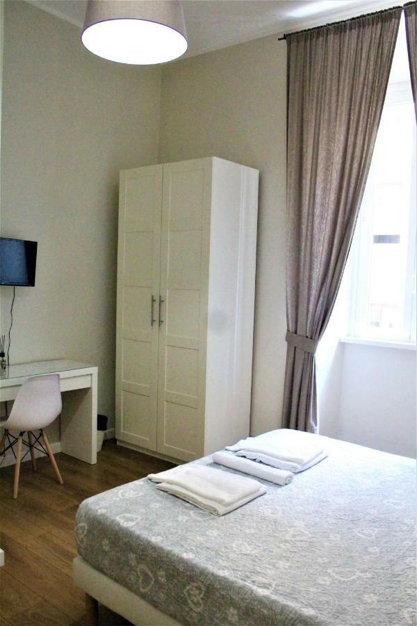 The Castle Inside Rome Hotel ภายนอก รูปภาพ